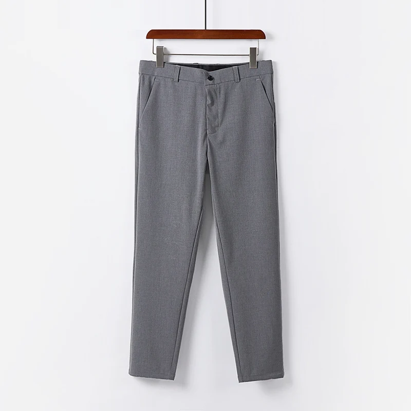 Herren Schmale Chino-Hose aus Stretch-Baumwollmix mit schmalem Bein und Bundfalten Drune