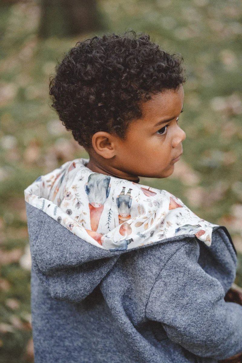 Sweatjacke Kinder Kletterkind Taupe mit Boho Mond