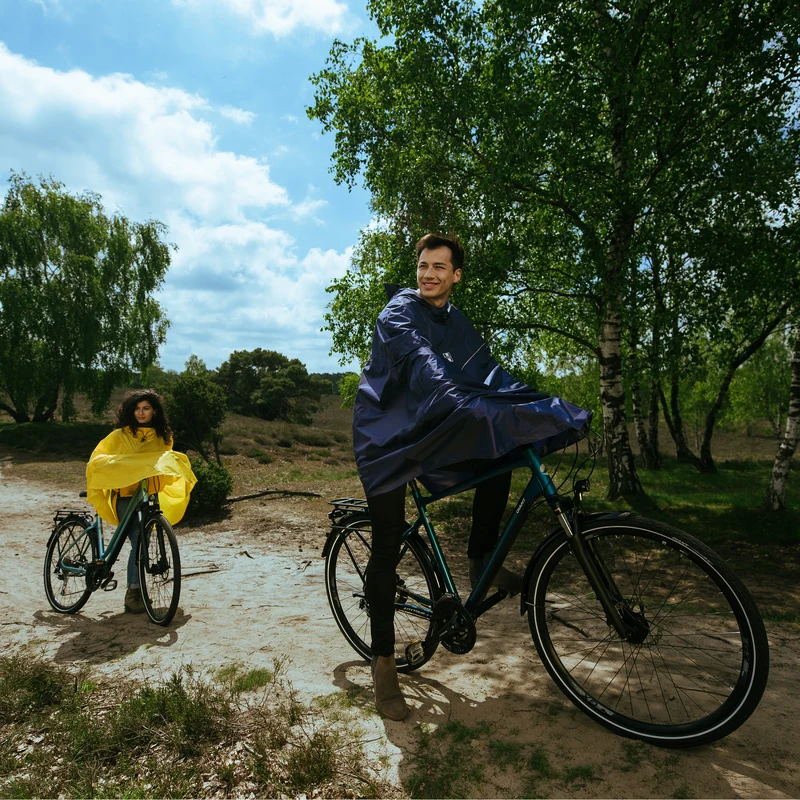 Fahrrad Regenponcho 'Rain Light' - Der 'Alltags-Poncho' mit Kapuze und seitlicher Armöffnung