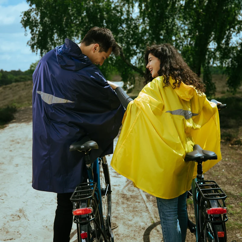 Fahrrad Regenponcho 'Rain Light' - Der 'Alltags-Poncho' mit Kapuze und seitlicher Armöffnung