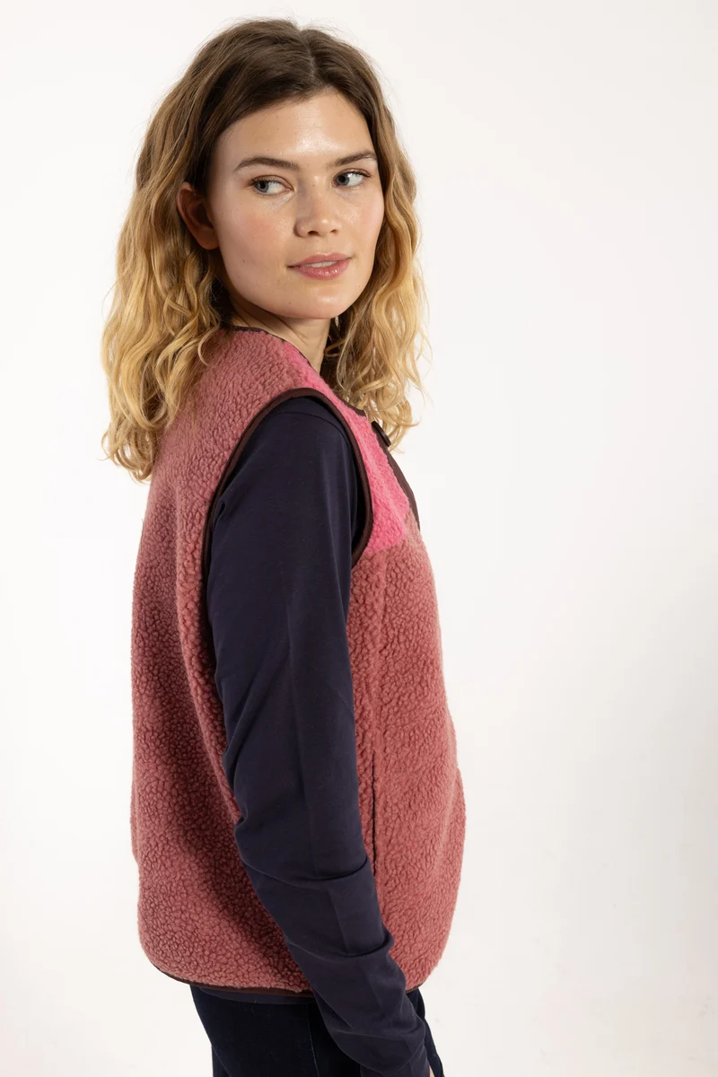 Daneteckel Fleece Vest Berry Compote/Light Beige/Dark Navy
