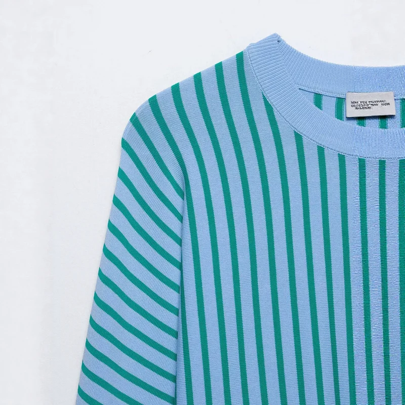 Damen Leichter Rundhals-Feinstrickpullover mit schmalen Längs- und Diagonalstreifen Drune