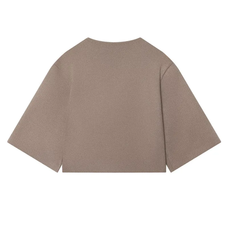 Damen Kurzgeschnittene Strickjacke mit überbreiten Ärmeln und bezogenen Knöpfen Drune
