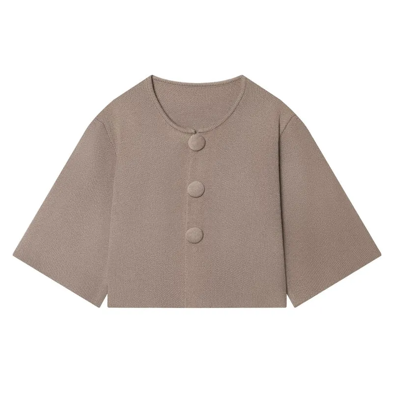 Damen Kurzgeschnittene Strickjacke mit überbreiten Ärmeln und bezogenen Knöpfen Drune