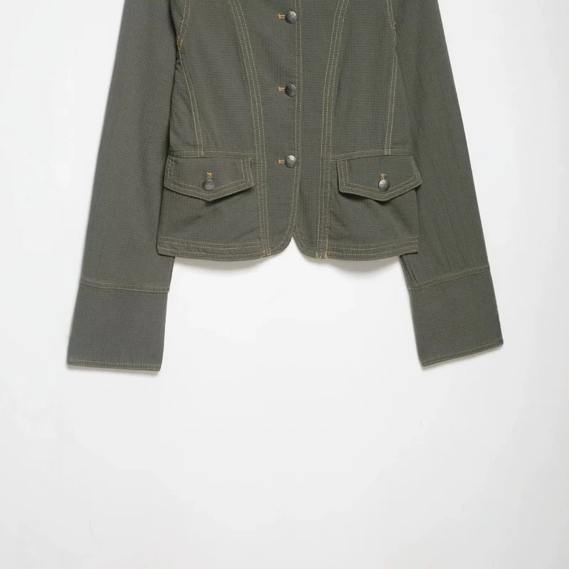 Damen Kurze Utility-Jacke mit Stehkragen, Schulterklappen und aufgesetzten Pattentaschen Drune