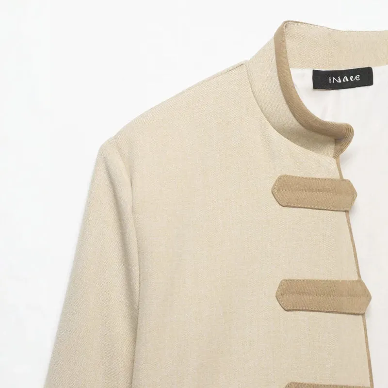 Damen Kurze Jacke im militärisch inspirierten Stil mit Stehkragen und Zierriemen Drune