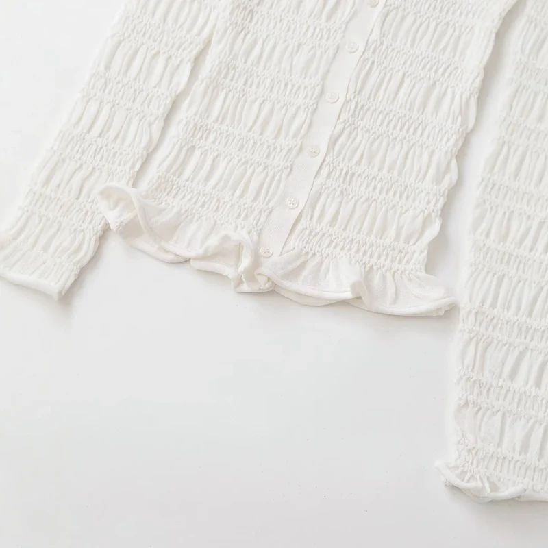 Damen Gesmoktes Feinstrick-Cardigan mit Rüschenabschluss und Knopfleiste Drune