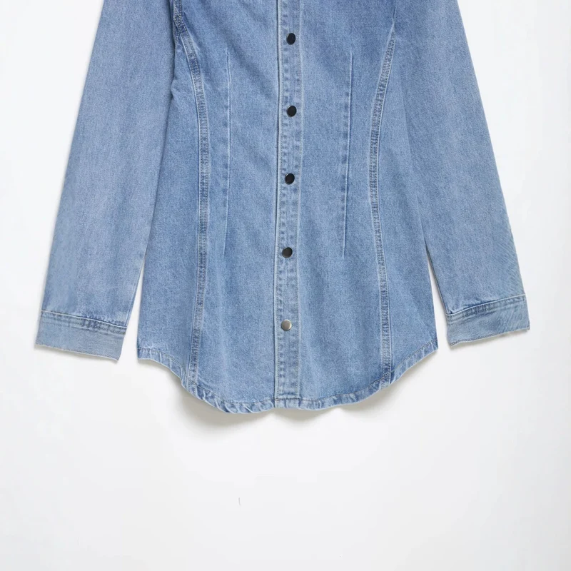 Damen Oversize Denim-Hemdjacke mit taillierten Abnähern und Druckknöpfen Drune