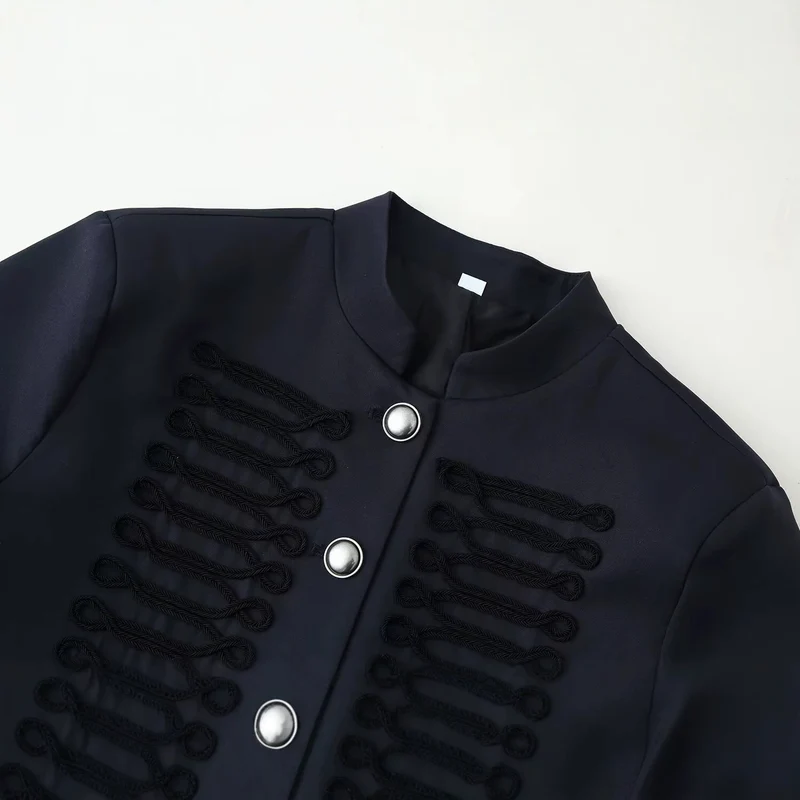 Damen Military-inspirierte Kurzjacke mit Stehkragen und Zierkordeln Drune