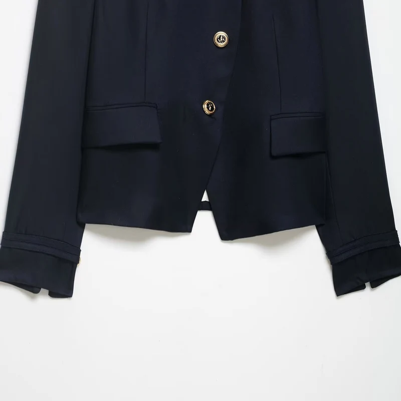 Damen Kastenloser Kurzblazer mit Stehkragen und goldenen Zierknöpfen Drune