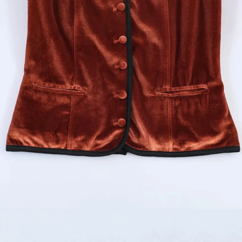 Damen Eleganter Samtblazer im Mandarinstil mit kontrastierender Paspelierung Drune