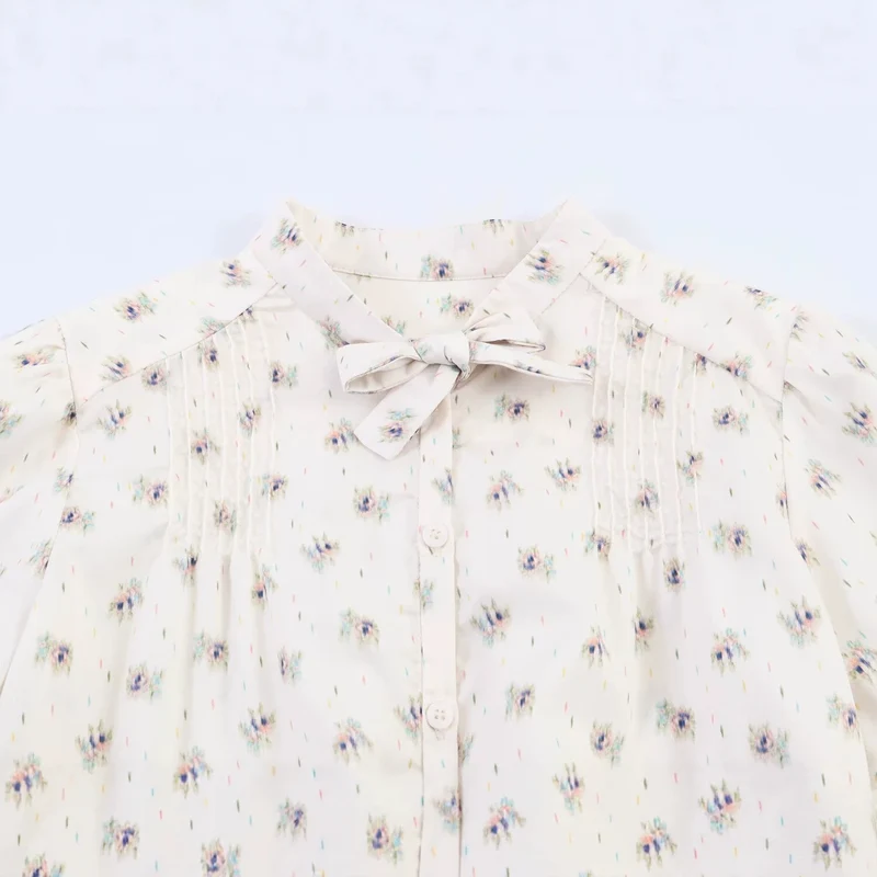 Damen Chiffon-Bluse mit Schleifenkragen, Brustpintucks und Schößchen Drune
