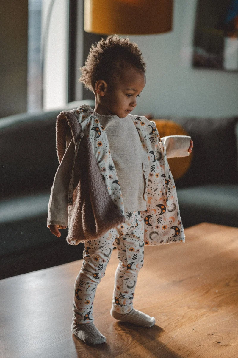 Teddyweste aus Bouclé - Rosa x Boho Mond