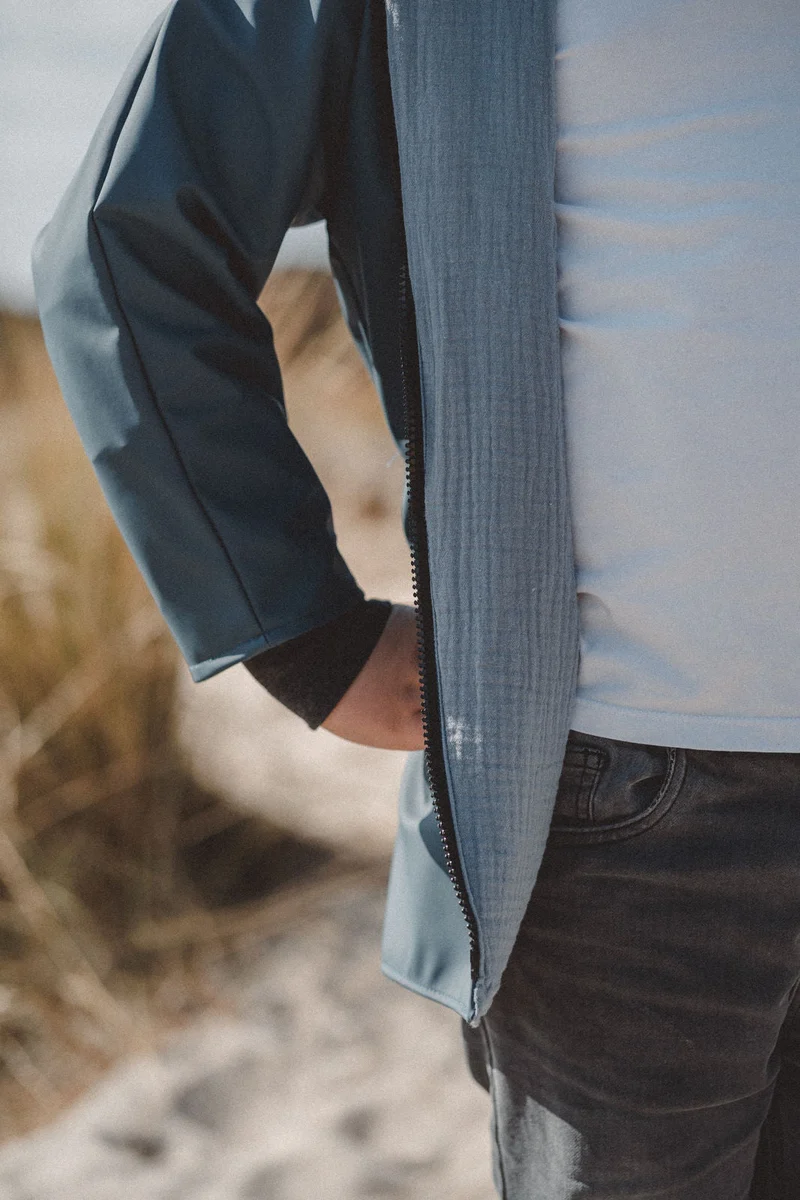 Regenjacke Blau x Musselin Blau