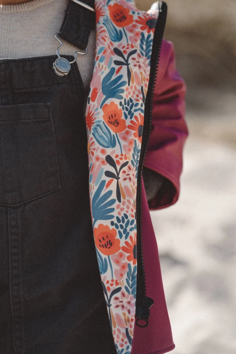 Regenjacke Beere / Blumen Bunt
