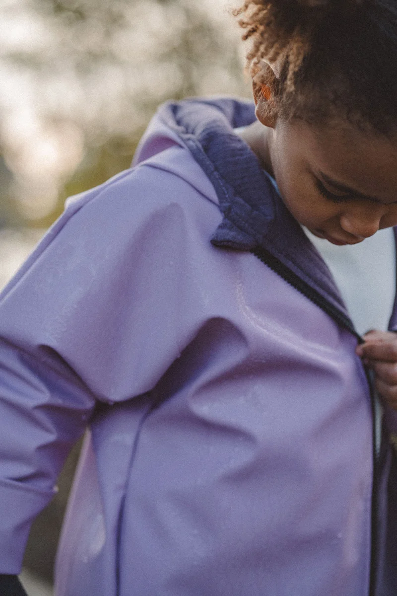 Regenjacke Mauve x Musselin