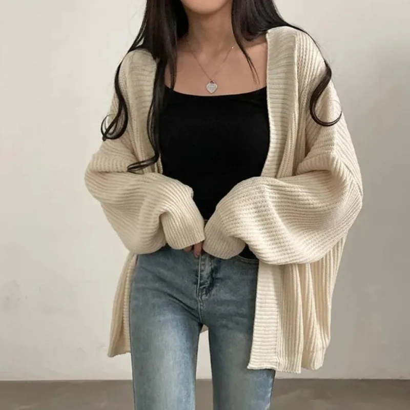 Damen kuschelige Strickjacke mit oversized Ärmeln und feiner Rippstruktur Drune
