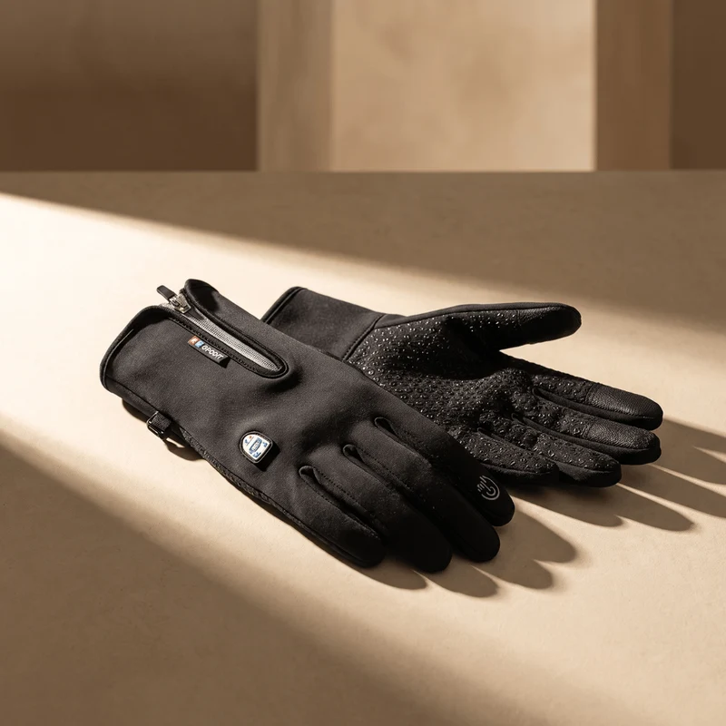 Heated Gloves (Power Bank Powered) – Waterproof & Windproof