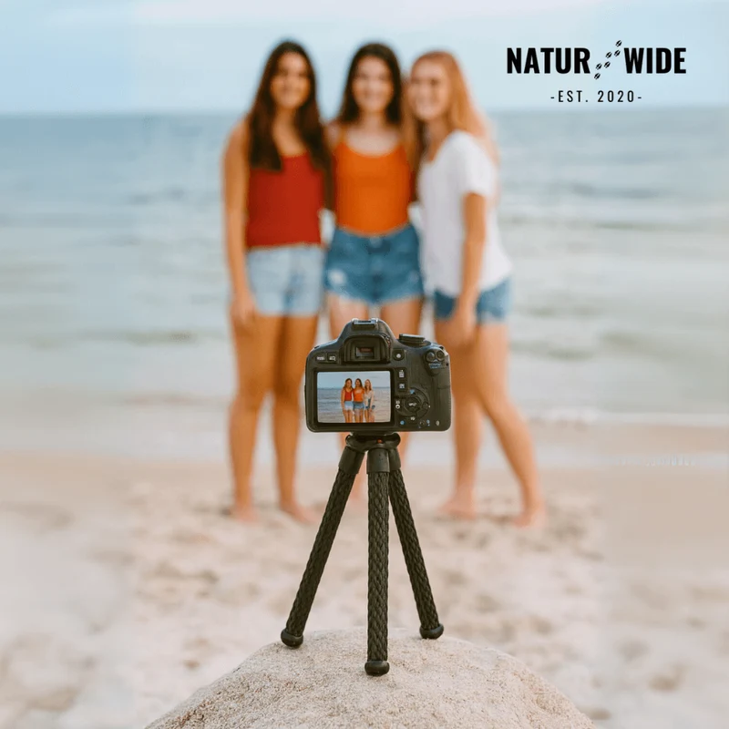 Flexible Octopus Tripod – Versatile for Camera & Smartphone