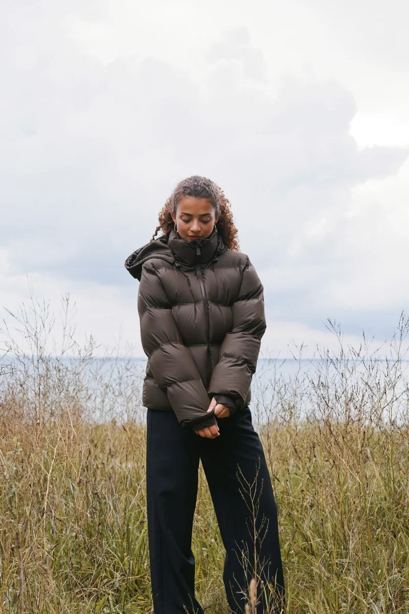 Fox C Puffer Jacket | Dark Brown | Jakke fra Neo Noir