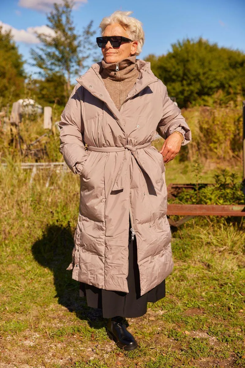 Lilly Long coat | Sand | Frakke fra French Laundry