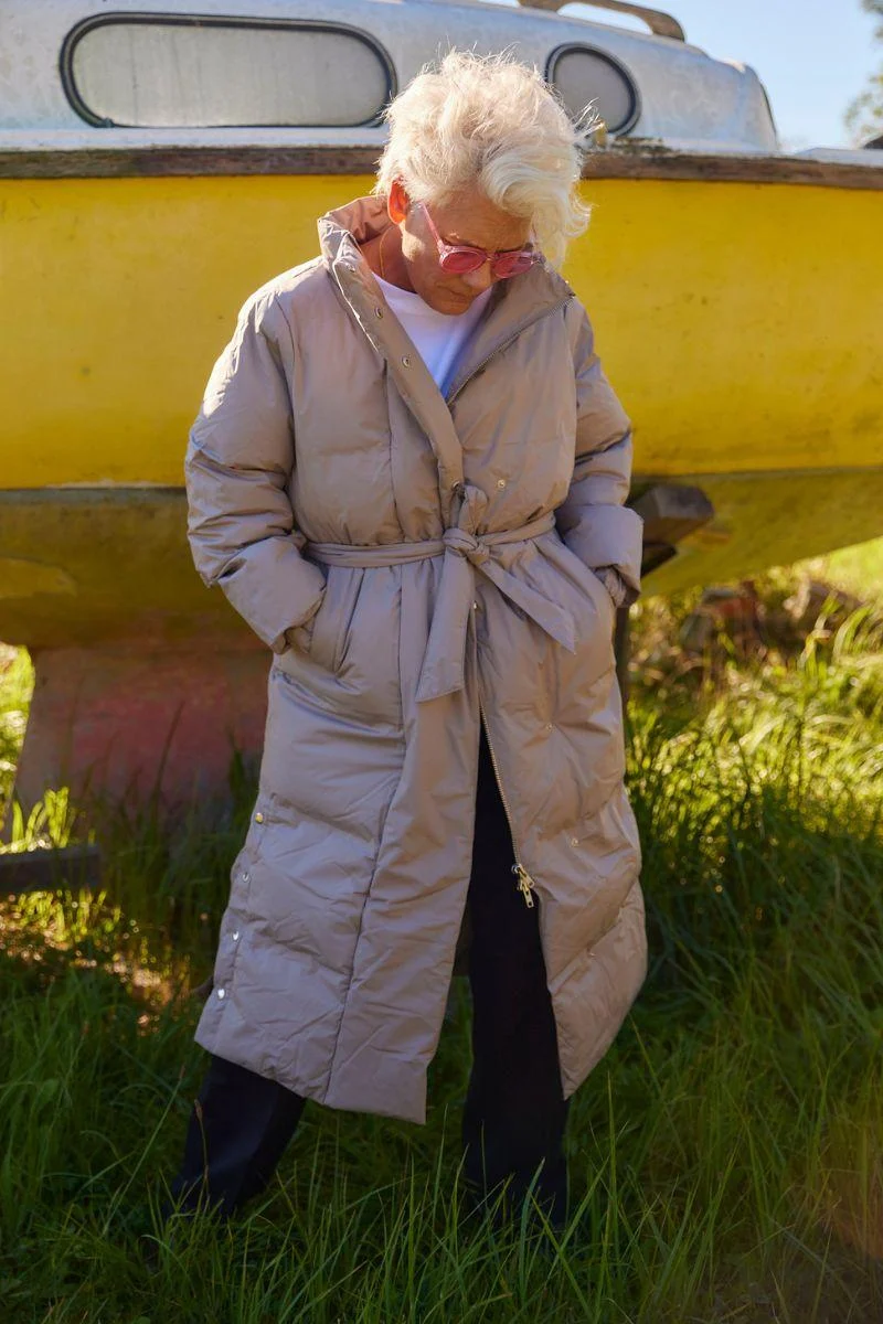 Lilly Long coat | Taupe | Frakke fra French Laundry