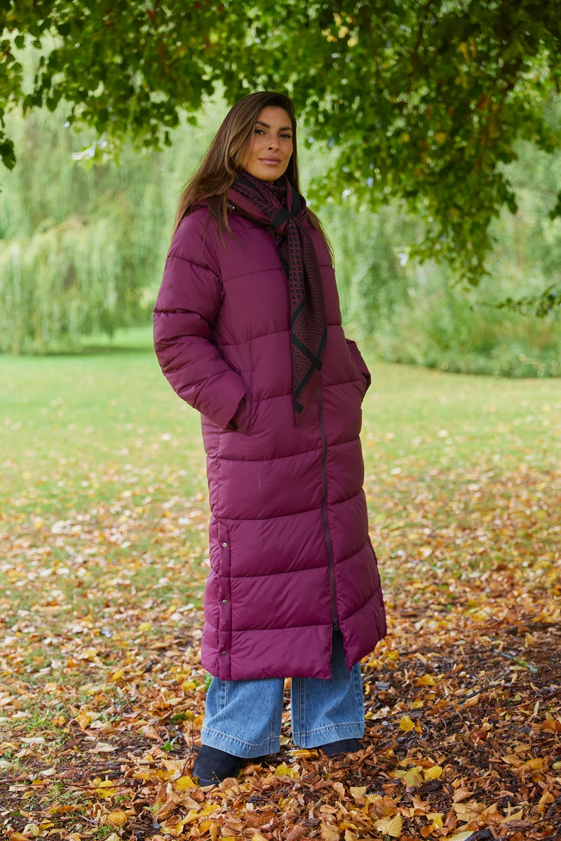 Asta Coat | Bordeaux | Frakke fra French Laundry