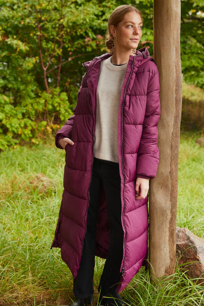 Asta Coat | Bordeaux | Frakke fra French Laundry