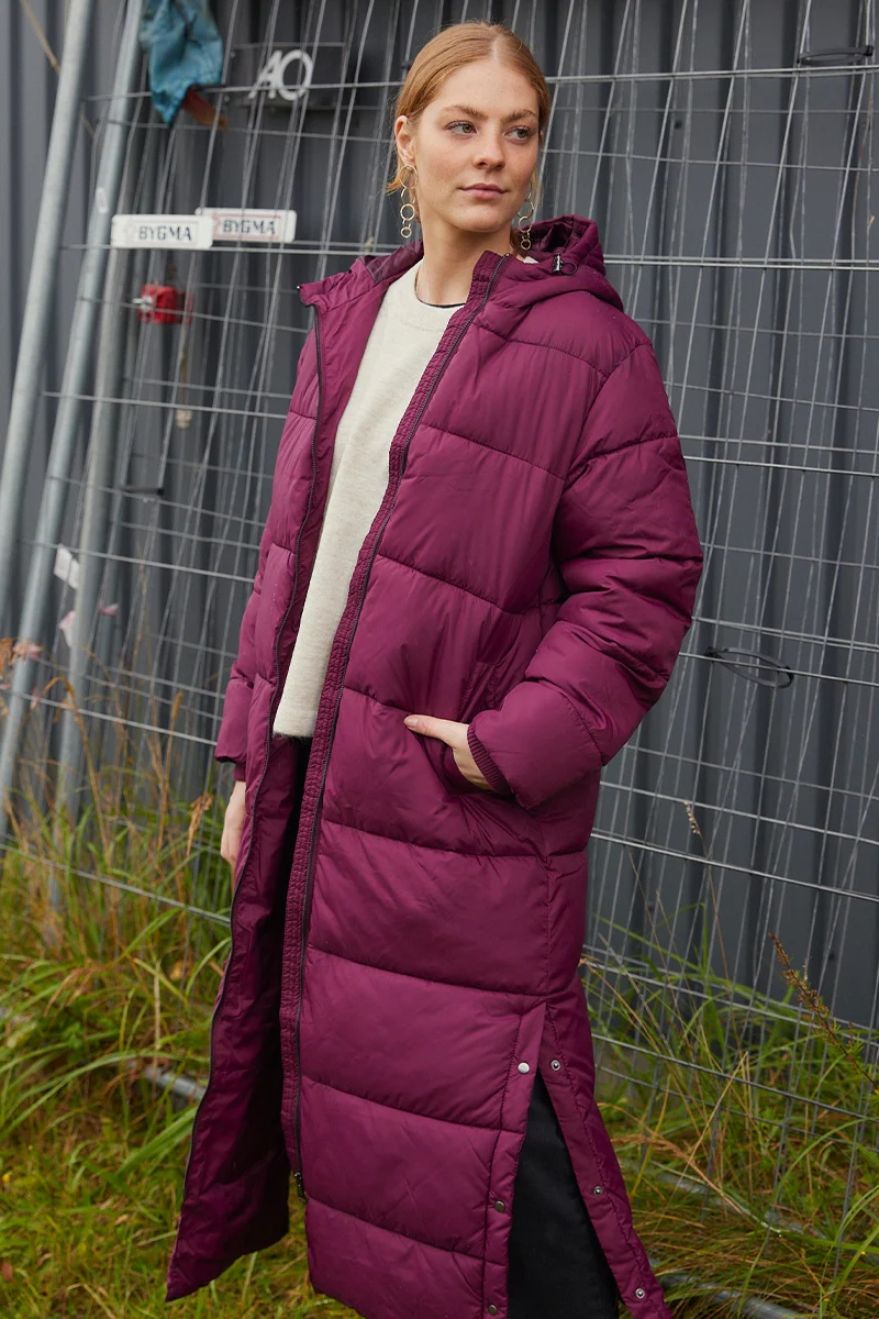 Asta Coat | Bordeaux | Frakke fra French Laundry