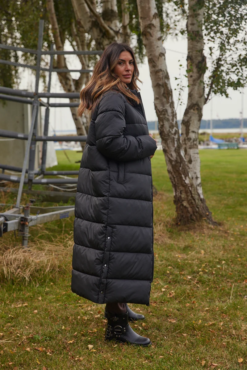 Asta Coat | Sort | Frakke fra French Laundry