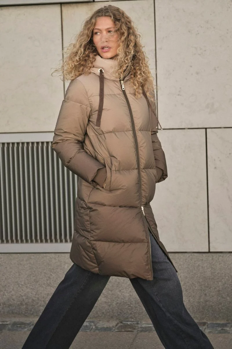 Nova Dip Dye Down Jacket | Savannah Tan | Jakke fra Mos Mosh