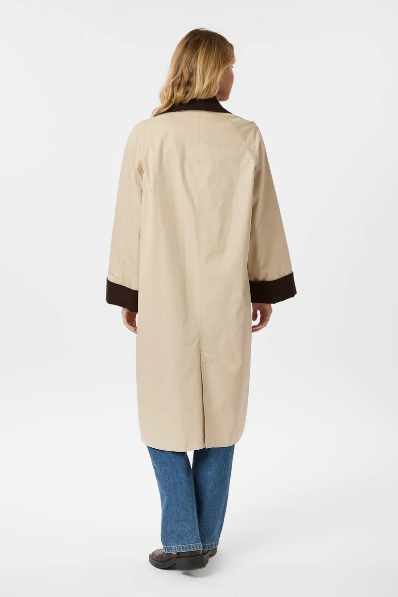 Anneli Cord Coat | Ivory | Jakke fra Neo Noir
