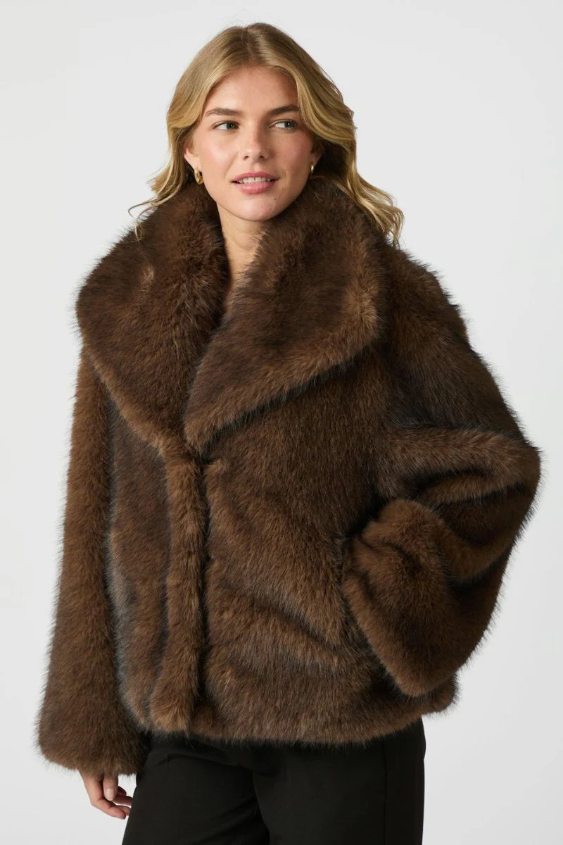 Stephanie Faux Fur Jacket | Brown | Jakke fra Neo Noir