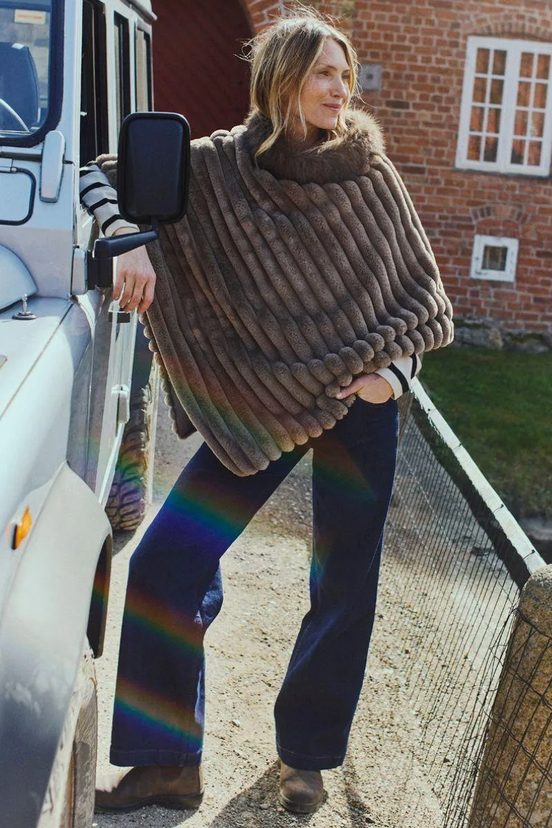 Kokan Cape 206734 | Desert Taupe W. Morel | Jakke fra Freequent
