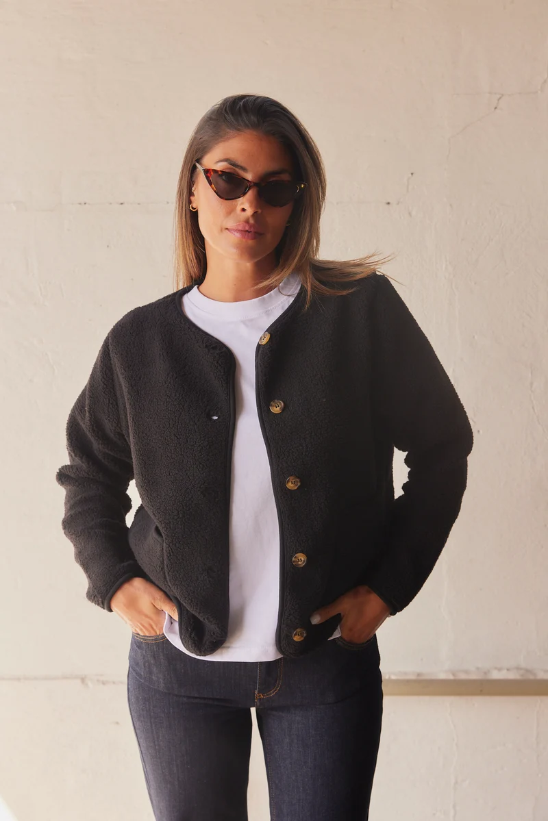 Ada Teddy Jacket | Sort | Jakke fra French Laundry