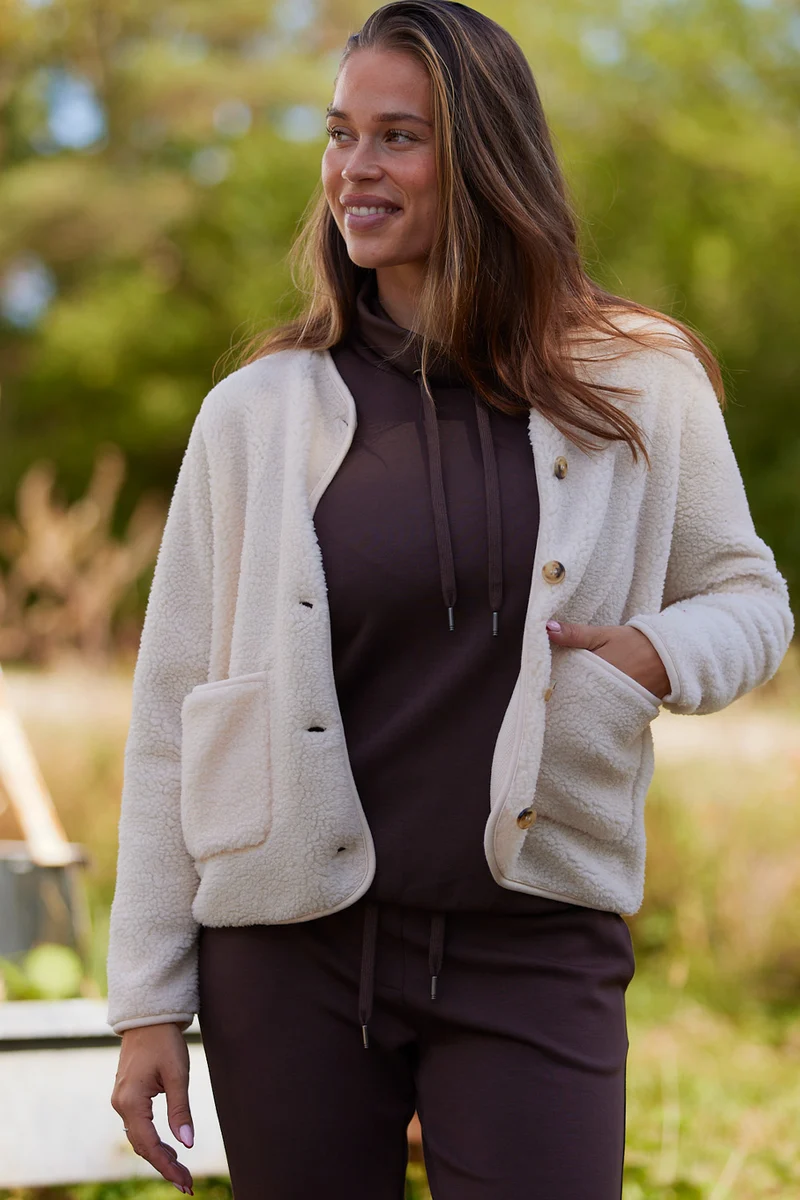 Ada Teddy Jacket | Creme | Jakke fra French Laundry