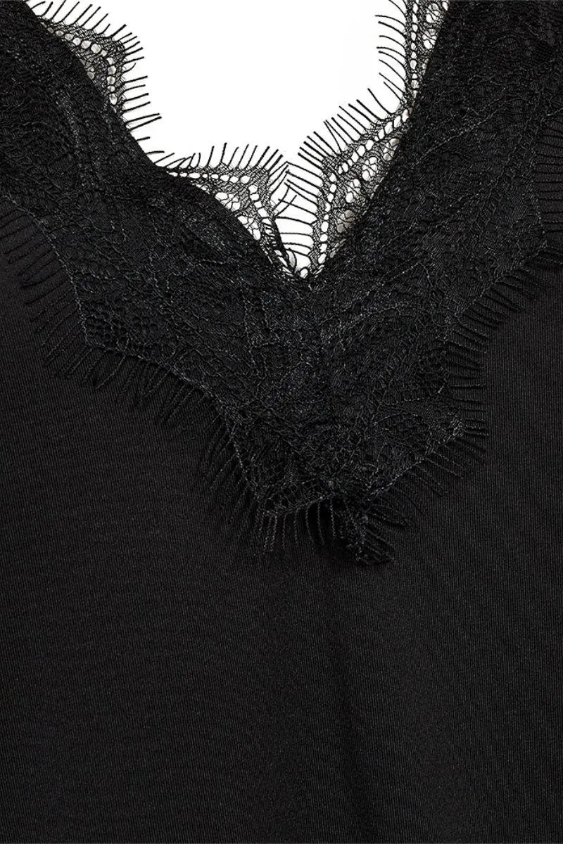 Bicco Top 206329 | Black | Top fra Freequent
