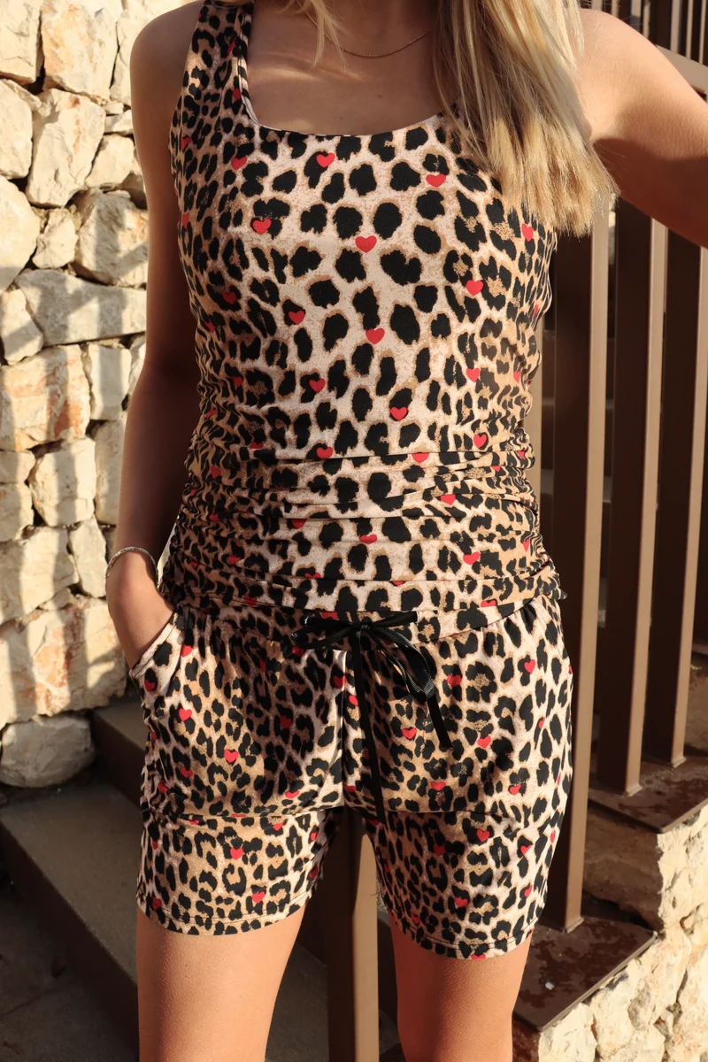 Alma Turn Top | Lux Leo Red Heart | Top fra Liberté
