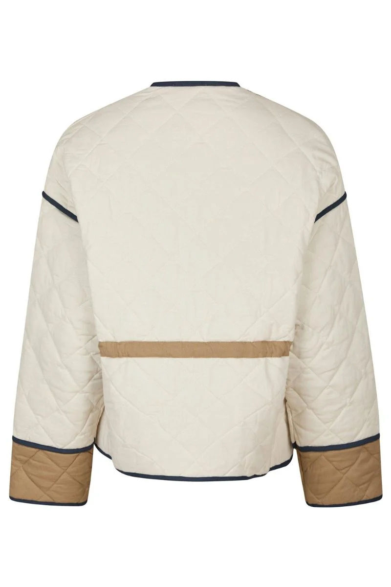 Gerdi Solid Quilt Jacket | Creme | Jakke fra Neo Noir