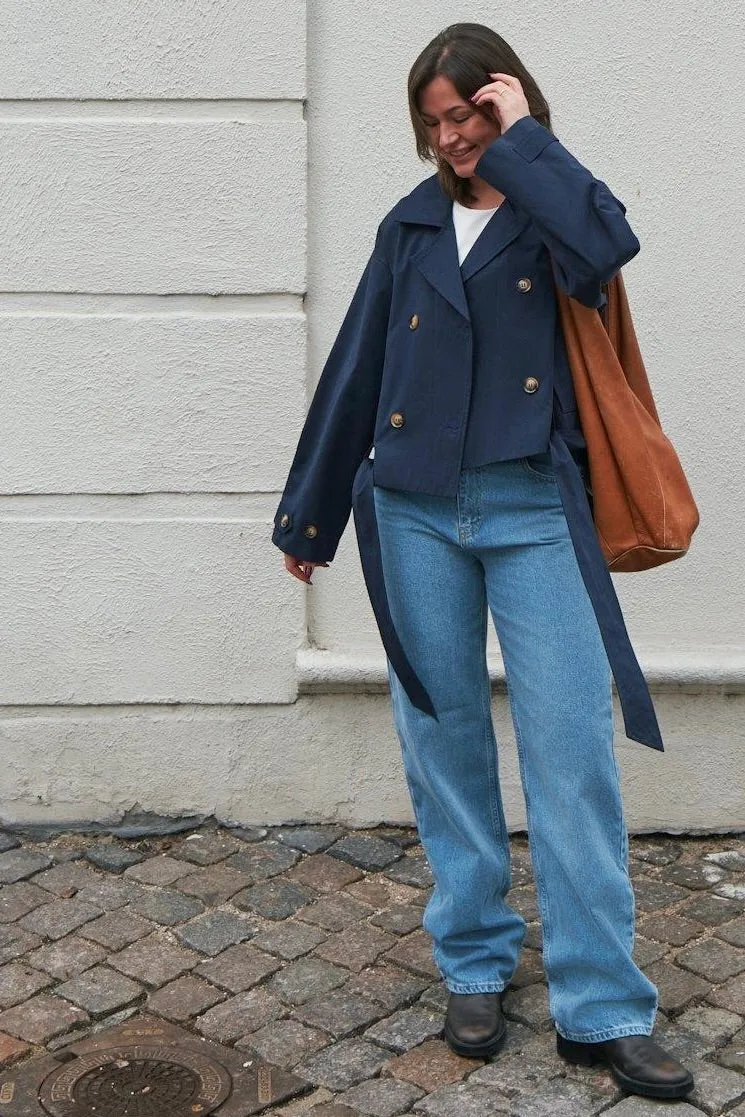 Sia F Jacket | Navy | Jakke fra Neo Noir