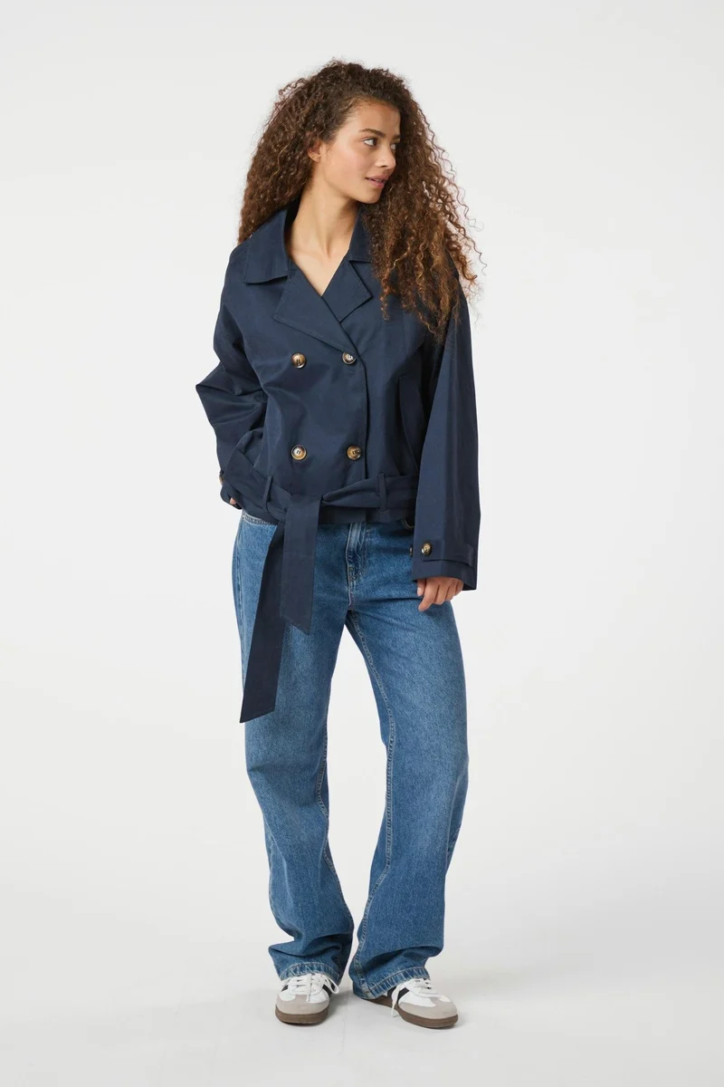 Sia F Jacket | Navy | Jakke fra Neo Noir