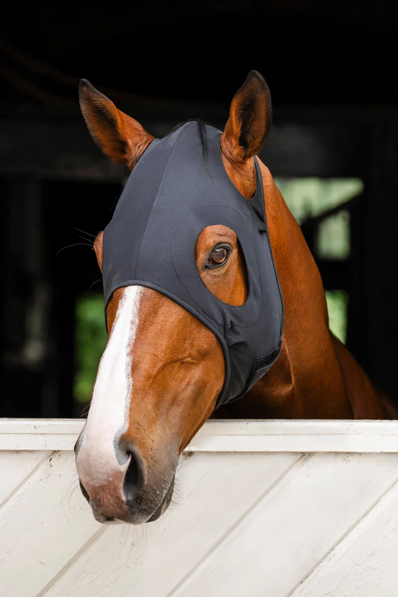 Ionic beruhigende Gesichtsmaske Black M