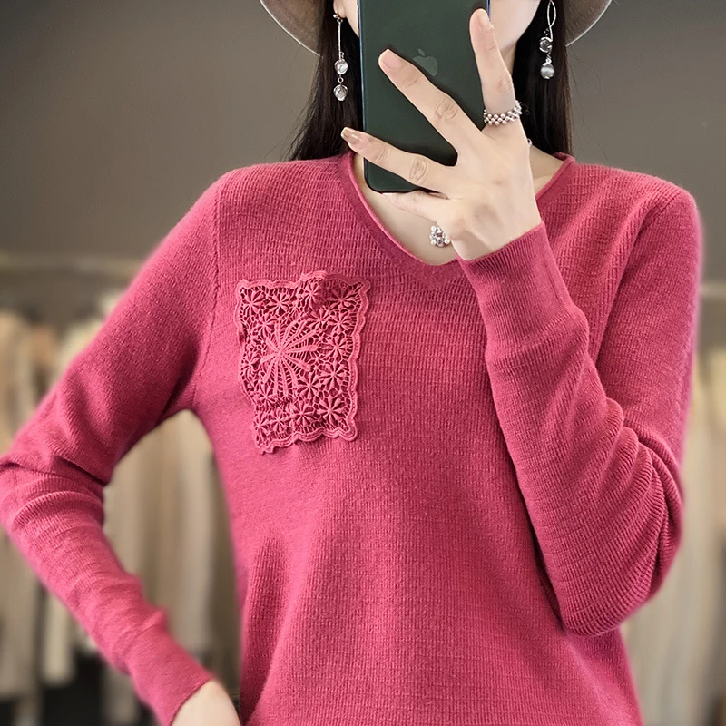 Damen Kaschmir‑Optik V‑Ausschnittpullover mit floraler Häkelapplikation Drune