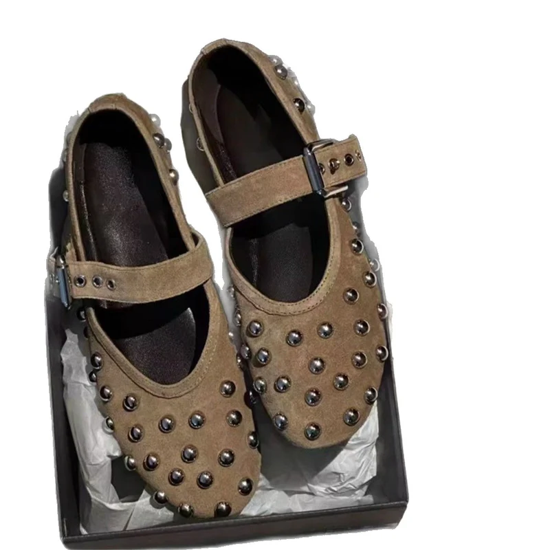 Damen Designerschuhe mit modischen Nietenakzenten Drune