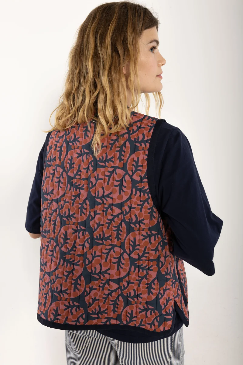 Danesteam Quilt Vest Berry Compote MACRO MICRO