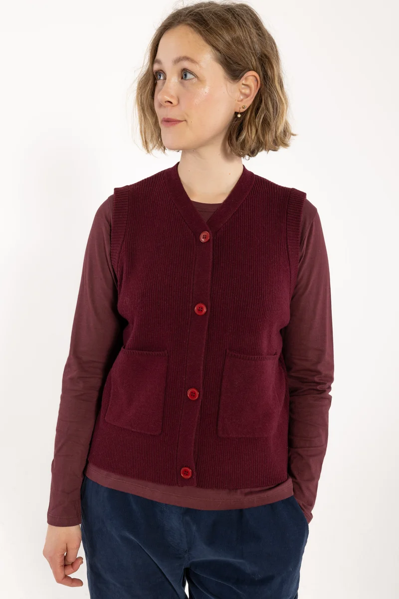 Danegentle Merino Wool Sweater Vest Dark Wine
