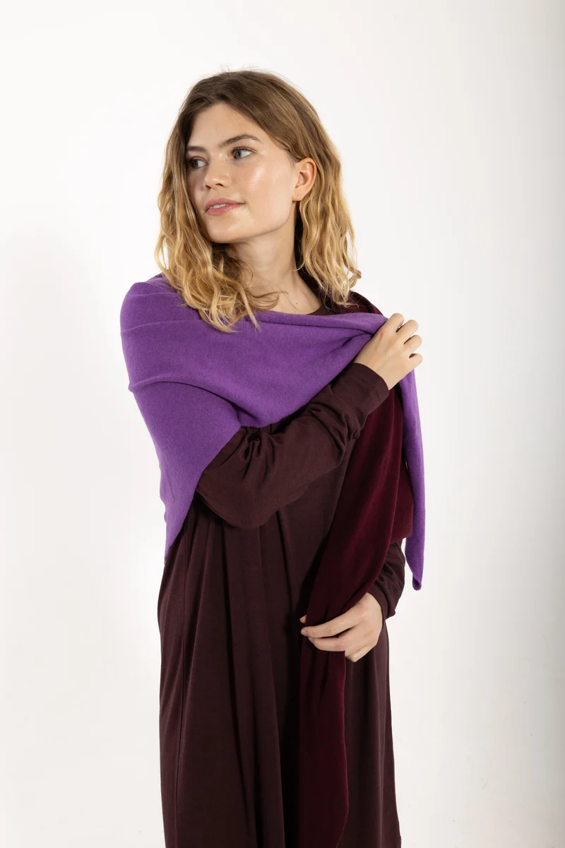 Danefireplace Merino Wool Shawl Dark Wine/Purple