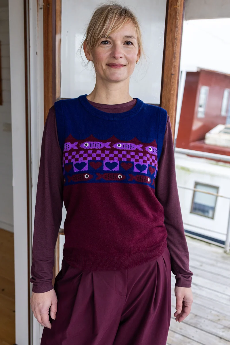 Danebeat Merino Wool Vest Deep Blue/Dark Wine FISH