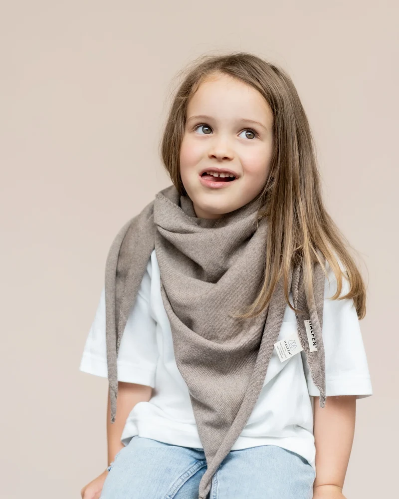 HALFEN Dreieckstuch aus 100 % Bio-Merinowolle