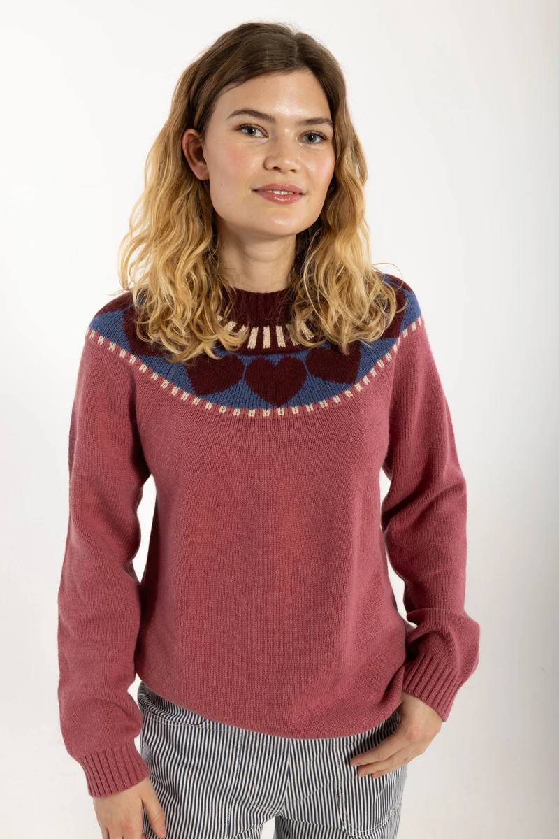 Daneglamping Wool Sweater Berry Compote HEART